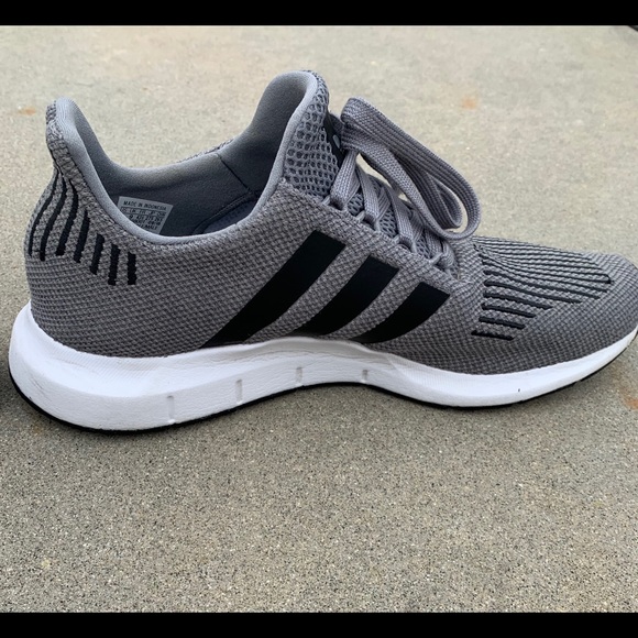 Adidas Swift Run 9 1/2 - Picture 5 of 5